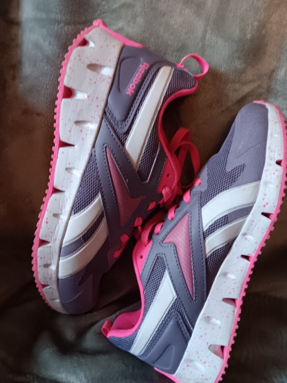 Reebok tennis shoes